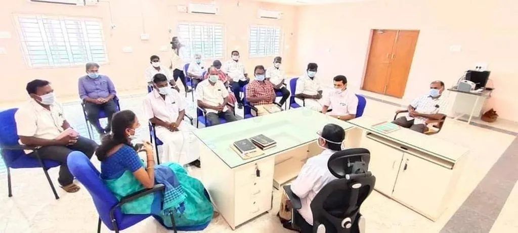  DMK MLA and Congress MP inspecting state hospital!
